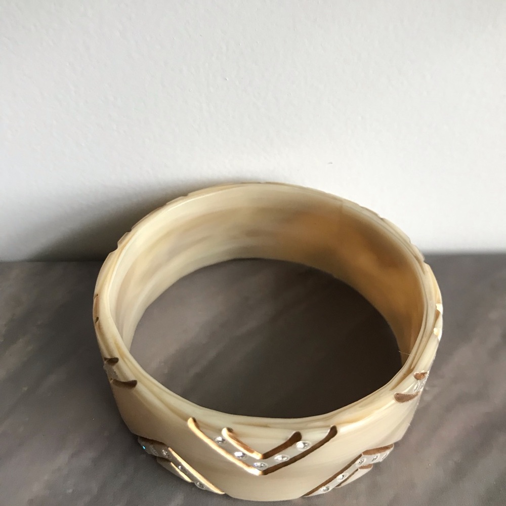 Resin Bangle - Picture 3 of 4
